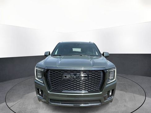 Used 2023 GMC Yukon XL Denali Ultimate AWD/4WD image 2