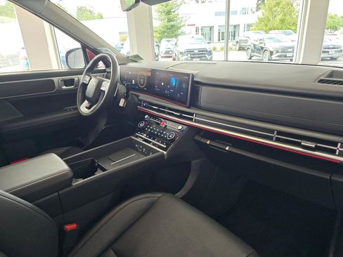 Used 2024 Hyundai Santa Fe Limited AWD/4WD image 43
