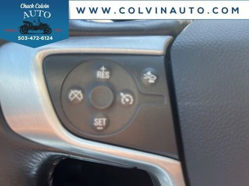 Used 2017 GMC Canyon SLT w/ Driver Alert Package AWD/4WD image 19