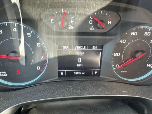 Used 2023 Chevrolet Malibu LT FWD image 11
