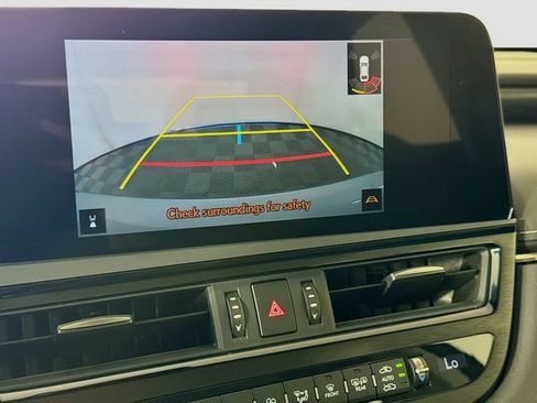 Used 2023 Lexus ES 250 w/ Premium Package AWD/4WD image 23