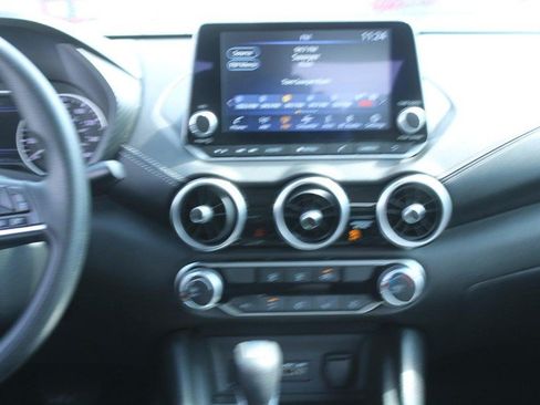 Used 2024 Nissan Sentra SV FWD image 16