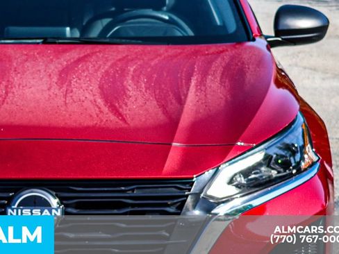 Used 2025 Nissan Altima 2.5 SV FWD image 15