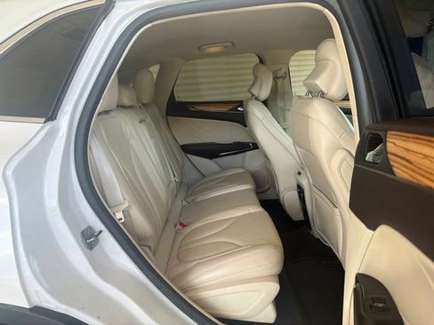 Used 2015 Lincoln MKC AWD w/ Equipment Group 101A Select image 17