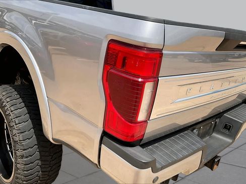 Used 2020 Ford F250 Platinum w/ Tremor Off-Road Package AWD/4WD image 29