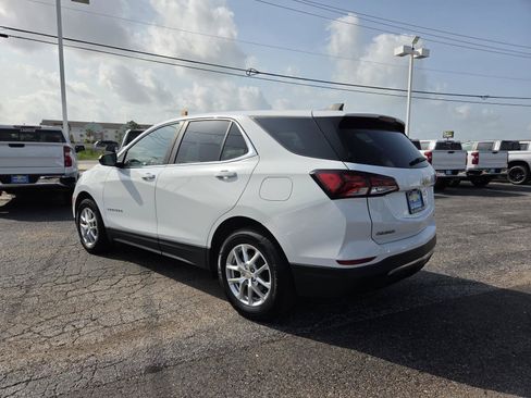 Used 2024 Chevrolet Equinox LT AWD/4WD image 3