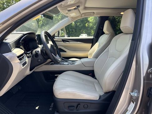 Used 2023 INFINITI QX60 Luxe w/ Cargo Package AWD/4WD image 16