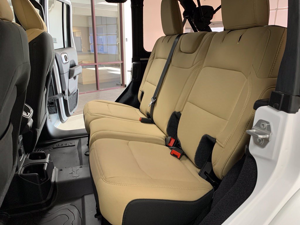Certified 2021 Jeep Wrangler Unlimited Sahara AWD/4WD image 15