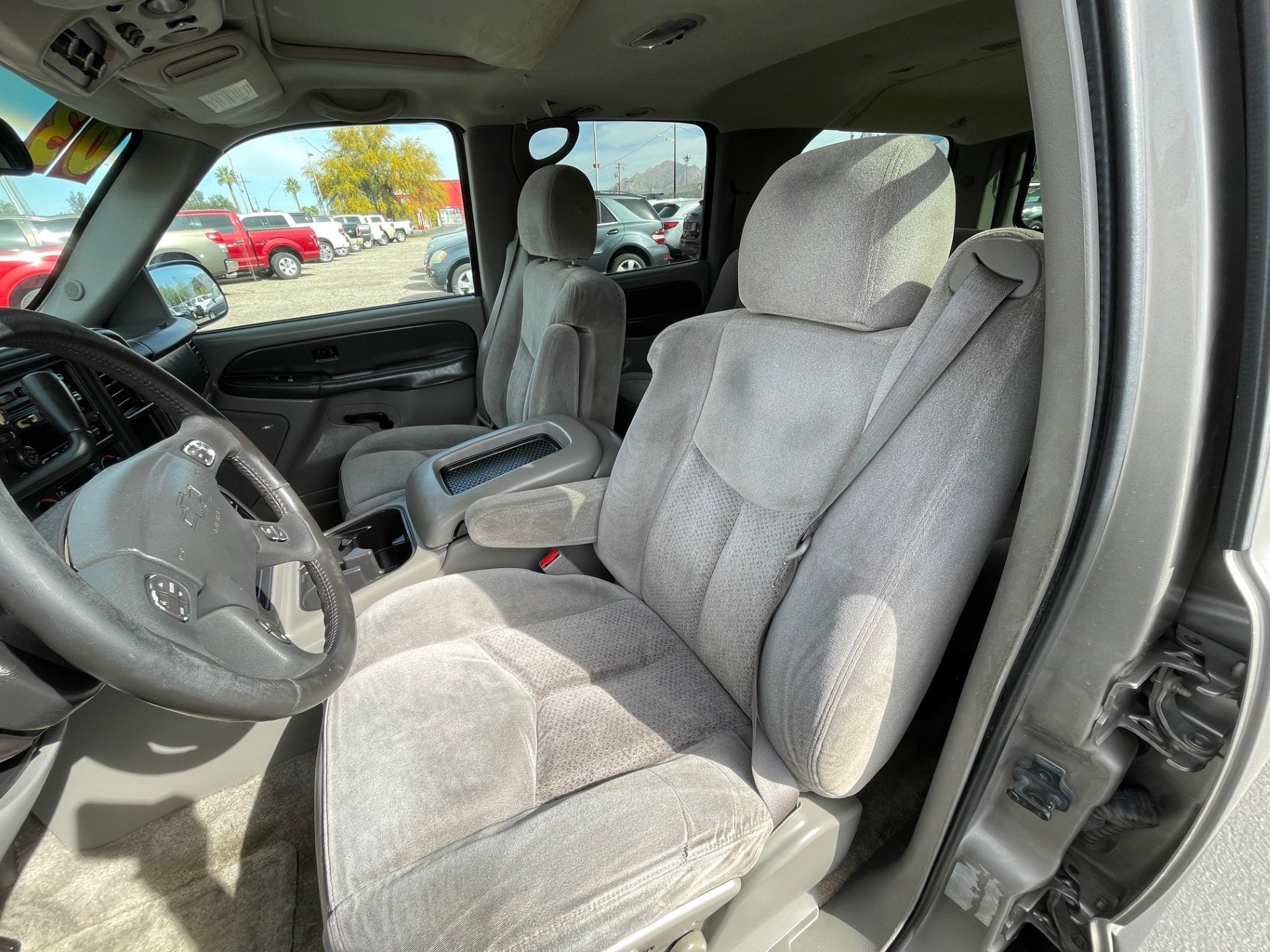 Used 2003 Chevrolet Suburban LS w/ LS Preferred Equipment Group RWD image 13