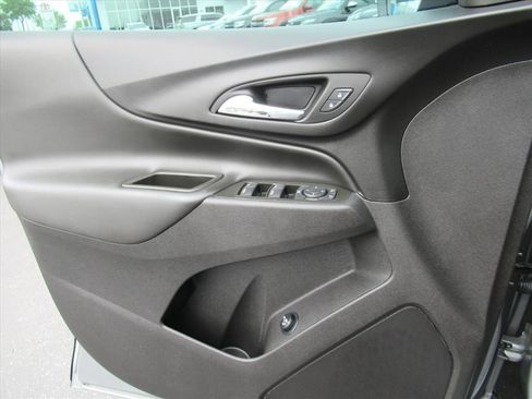 Certified 2024 Chevrolet Equinox LT image 20