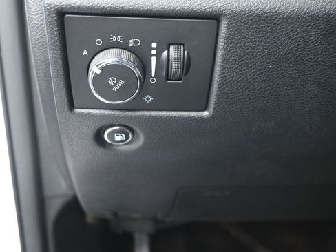 Used 2020 Jeep Grand Cherokee Altitude AWD/4WD image 21