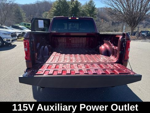 Used 2025 RAM 1500 Big Horn image 33