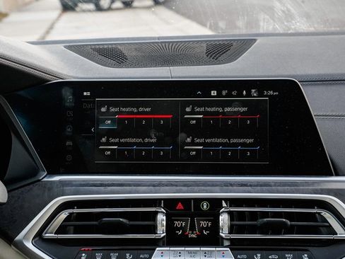 Used 2022 BMW X5 xDrive45e w/ M Sport Package image 12