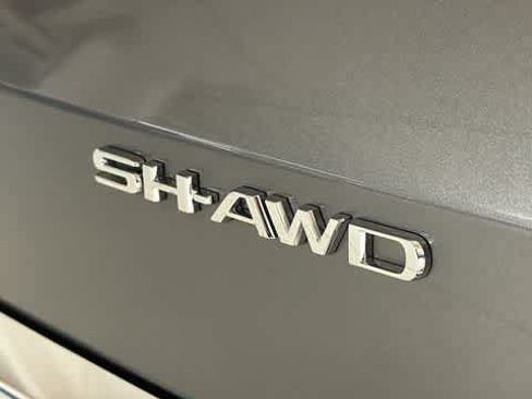 Used 2024 Acura MDX SH-AWD w/ Advance Package image 10