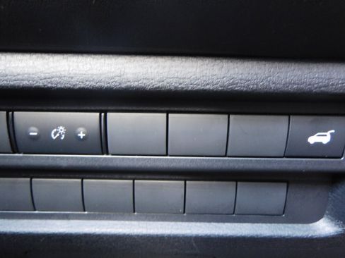 New 2025 Mitsubishi Outlander SE image 14