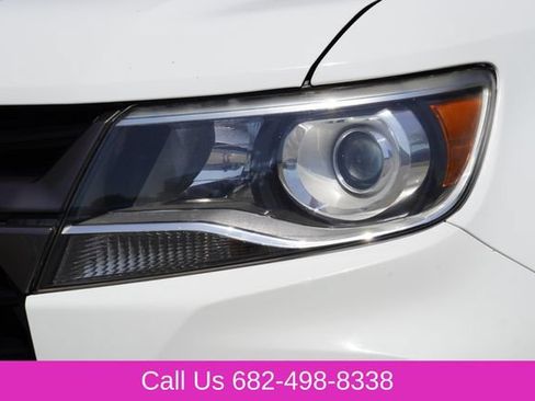 Used 2022 Chevrolet Colorado Z71 AWD/4WD image 4