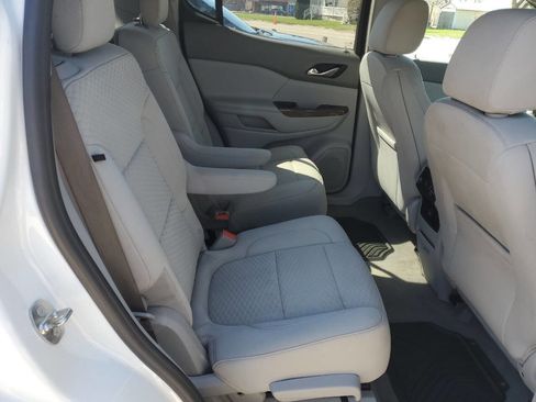 Used 2018 GMC Acadia SLE w/ Driver Alert Package I image 7