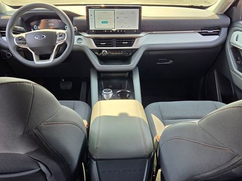 New 2026 Ford Explorer Active image 14