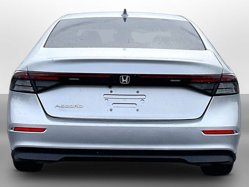 Used 2024 Honda Accord EX image 4