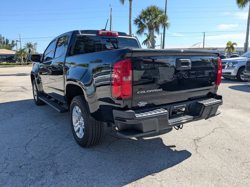 Used 2022 Chevrolet Colorado LT w/ LT Convenience Package image 6