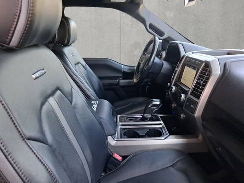 Used 2018 Ford F150 Platinum w/ Equipment Group 701A Luxury AWD/4WD image 30