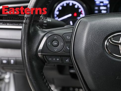 Used 2023 Toyota Camry SE FWD image 15