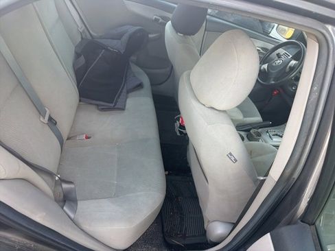 Used 2012 Toyota Corolla LE image 8