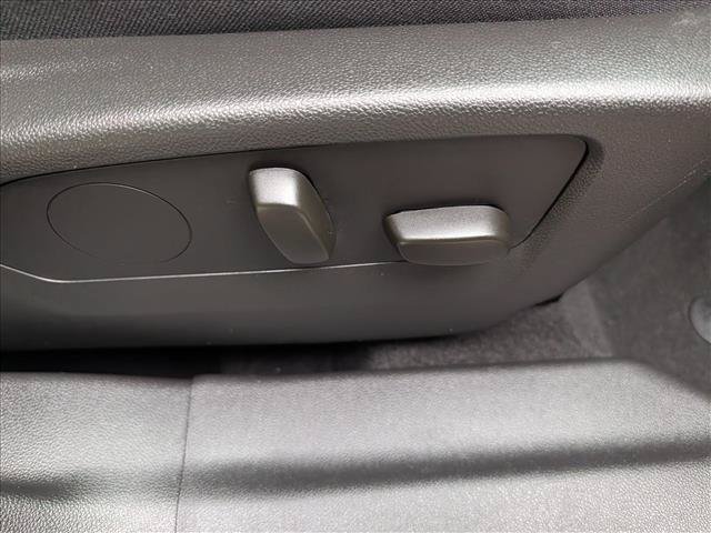 Used 2023 Buick Envision Avenir AWD/4WD image 14