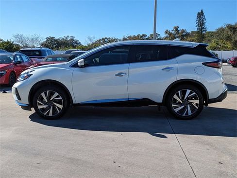 Used 2024 Nissan Murano SL image 9