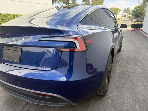 Used 2025 Tesla Model 3 Long Range RWD image 8