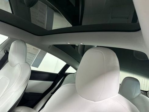 Used 2020 Tesla Model 3 Long Range image 12