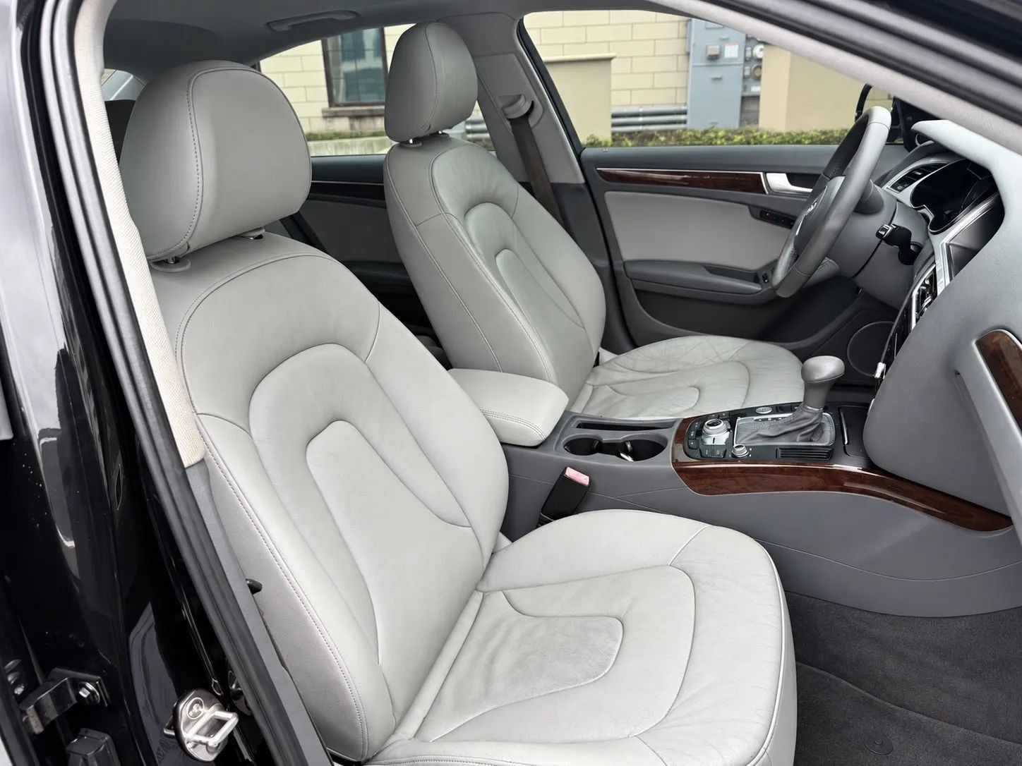 Used 2016 Audi A4 2.0T Premium Plus w/ Technology Package AWD/4WD image 8