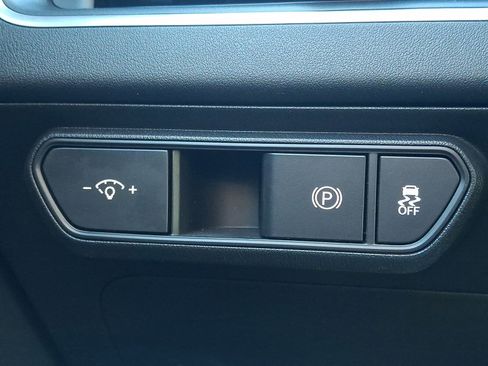 Used 2025 Kia K4 LXS image 26