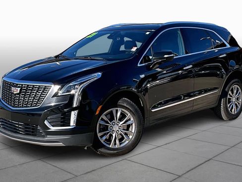 Used 2021 Cadillac XT5 Premium Luxury image 3