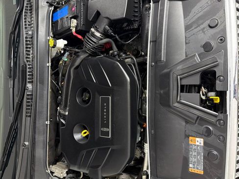 Used 2018 Lincoln MKZ Select w/ Select Plus Package image 19