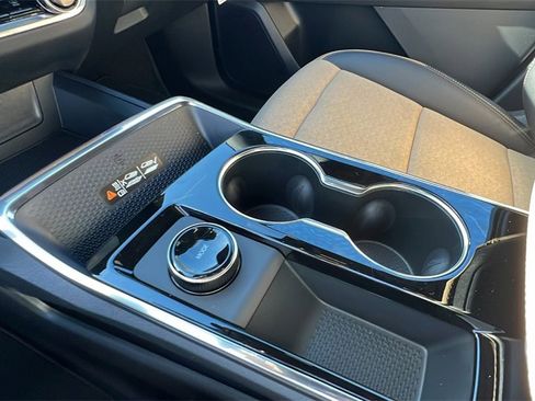 New 2026 Chevrolet Equinox ACTIV w/ Convenience Package III image 24