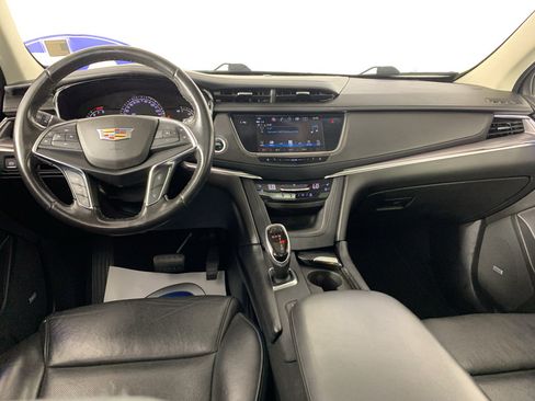 Used 2019 Cadillac XT5 Premium Luxury FWD image 34