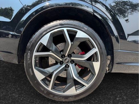 Used 2021 Audi RS Q8 w/ Black Optic Package AWD/4WD image 16