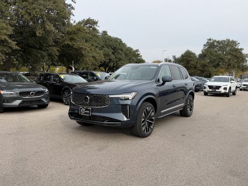 New 2026 Volvo XC90 T8 Ultra image 2