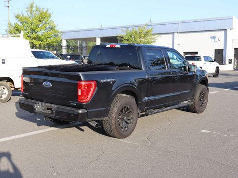 Used 2021 Ford F150 XLT w/ Equipment Group 302A High RWD image 10