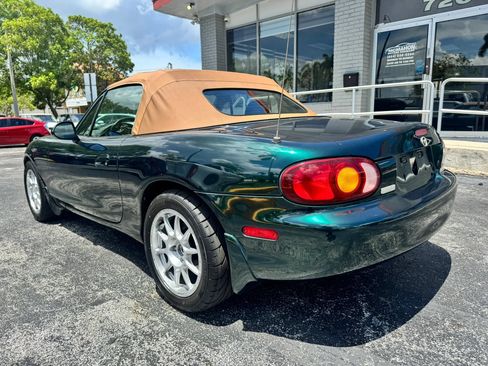 Used 1999 MAZDA MX-5 Miata RWD image 5