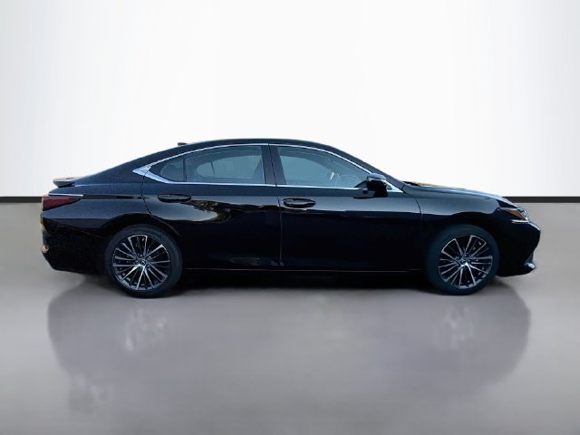 Used 2024 Lexus ES 350 w/ Premium Package FWD image 8