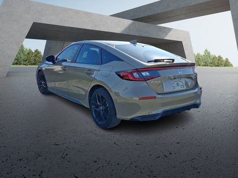 Used 2025 Honda Civic Sport image 3