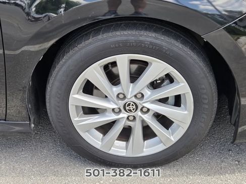 Used 2022 Toyota Camry LE FWD image 17