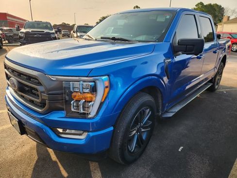 Used 2021 Ford F150 XLT w/ Equipment Group 302A High RWD image 2