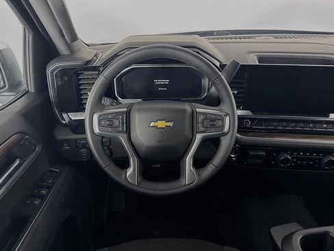 Used 2026 Chevrolet Silverado 1500 LT AWD/4WD image 22
