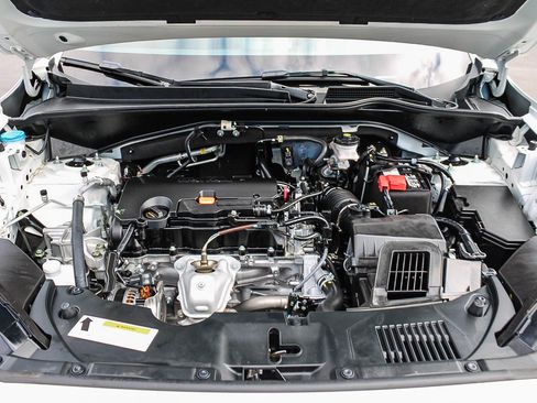 Certified 2025 Honda HR-V Sport image 28