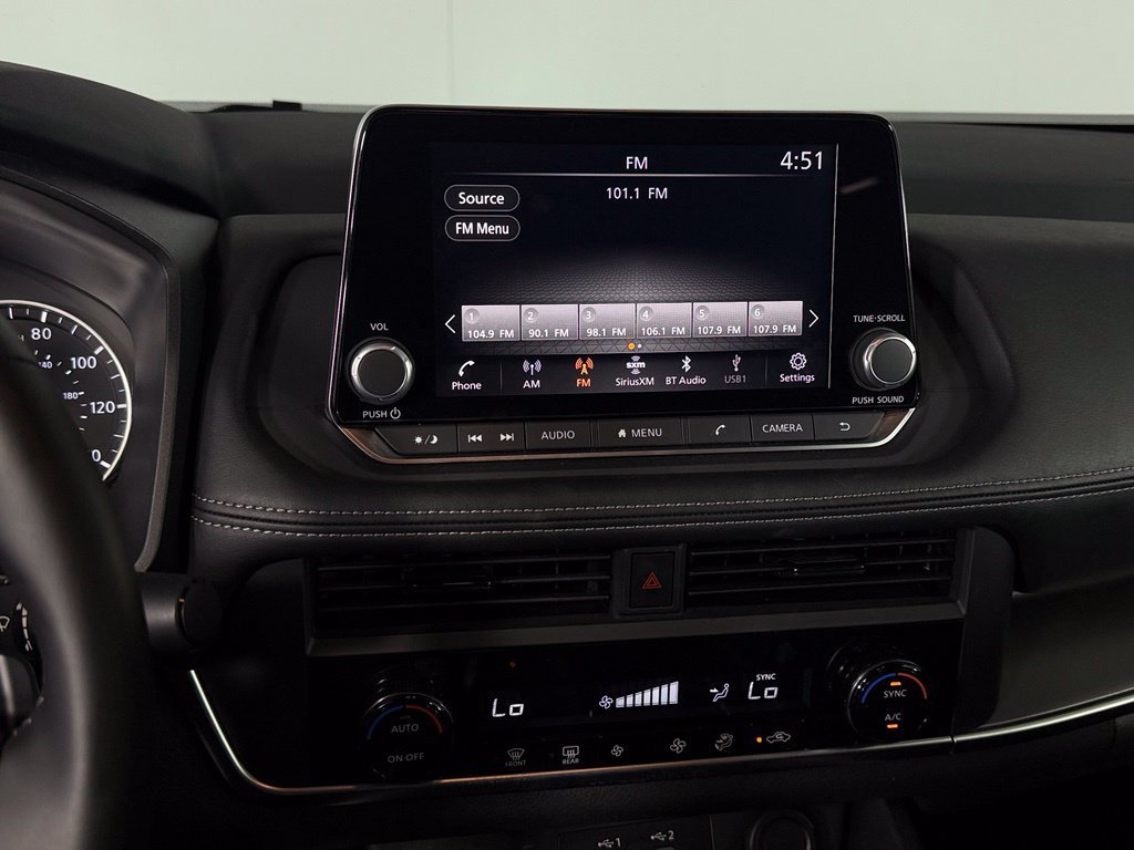 Used 2026 Nissan Rogue SV FWD image 13