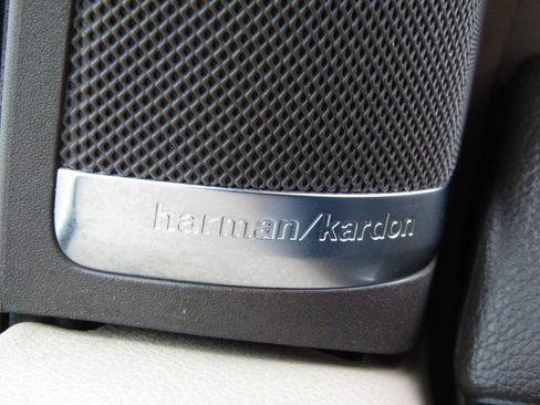 Used 2015 Mercedes-Benz GL 320 BlueTEC 4MATIC image 40