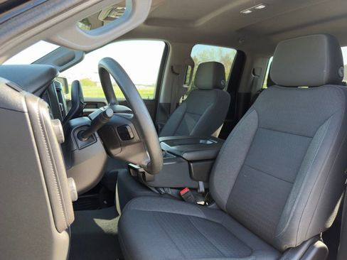 Used 2020 Chevrolet Silverado 1500 LT w/ Trailering Package image 11